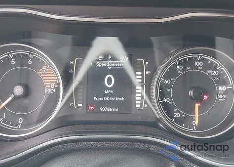 2019 Jeep Cherokee Altitude 4X4 из США, поврежденный, VIN 1C4PJMLX8KD283092